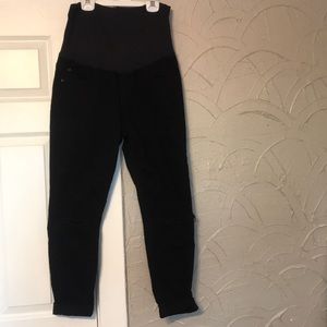 Black Gap Skinny Maternity Jeans